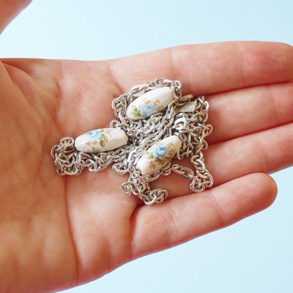 Vintage Emmons 1970s Blue Floral Bead Chain Necklace – Silver Tone 36” Length - Picture 5 of 5